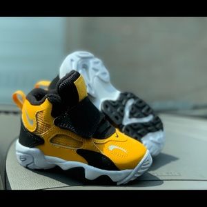 NIKE SHOES TODDLER SIZE 6C